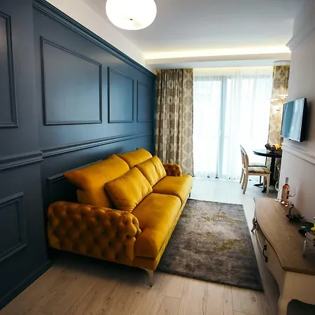 Briana Luxury * Kolozsvár